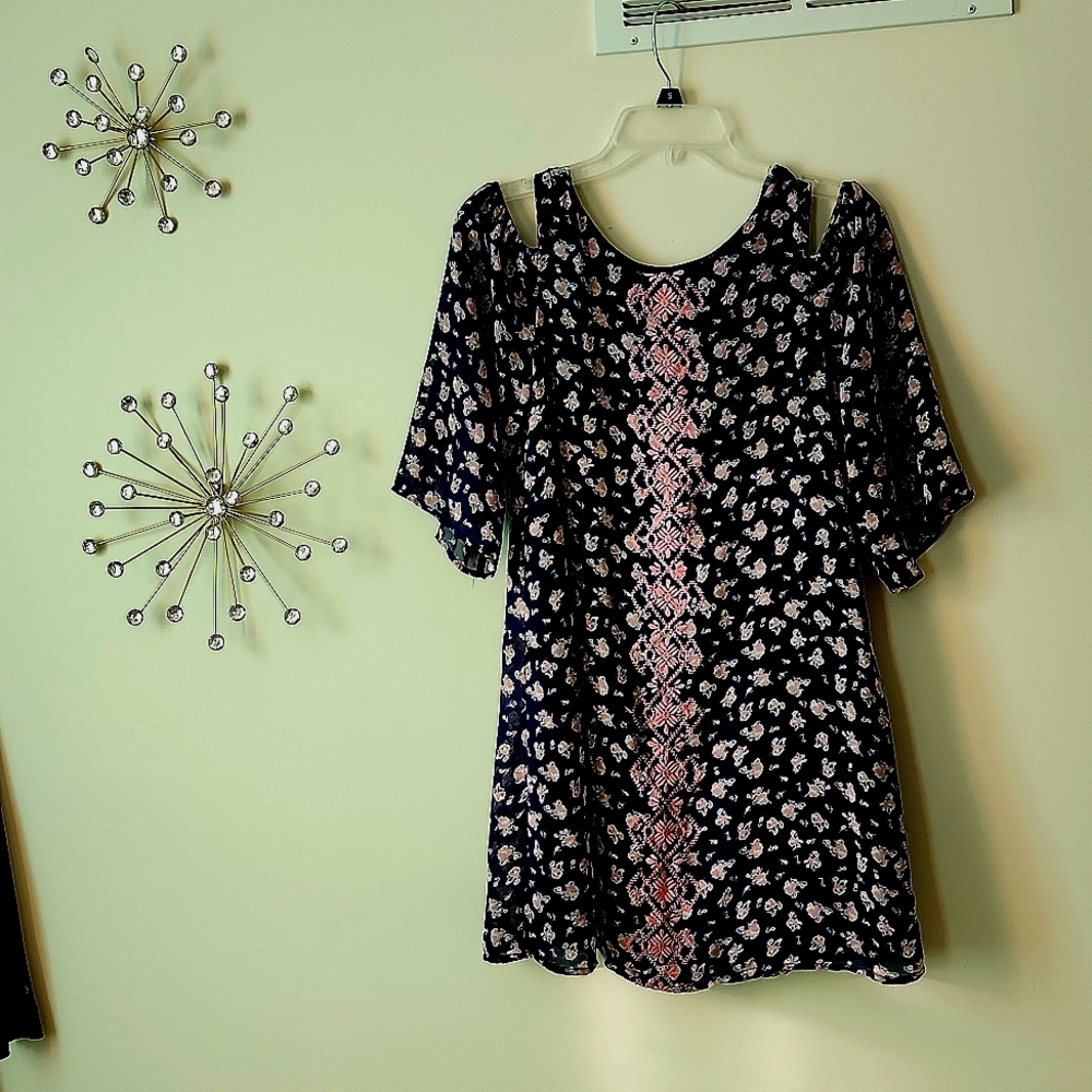 Girl's floral dress